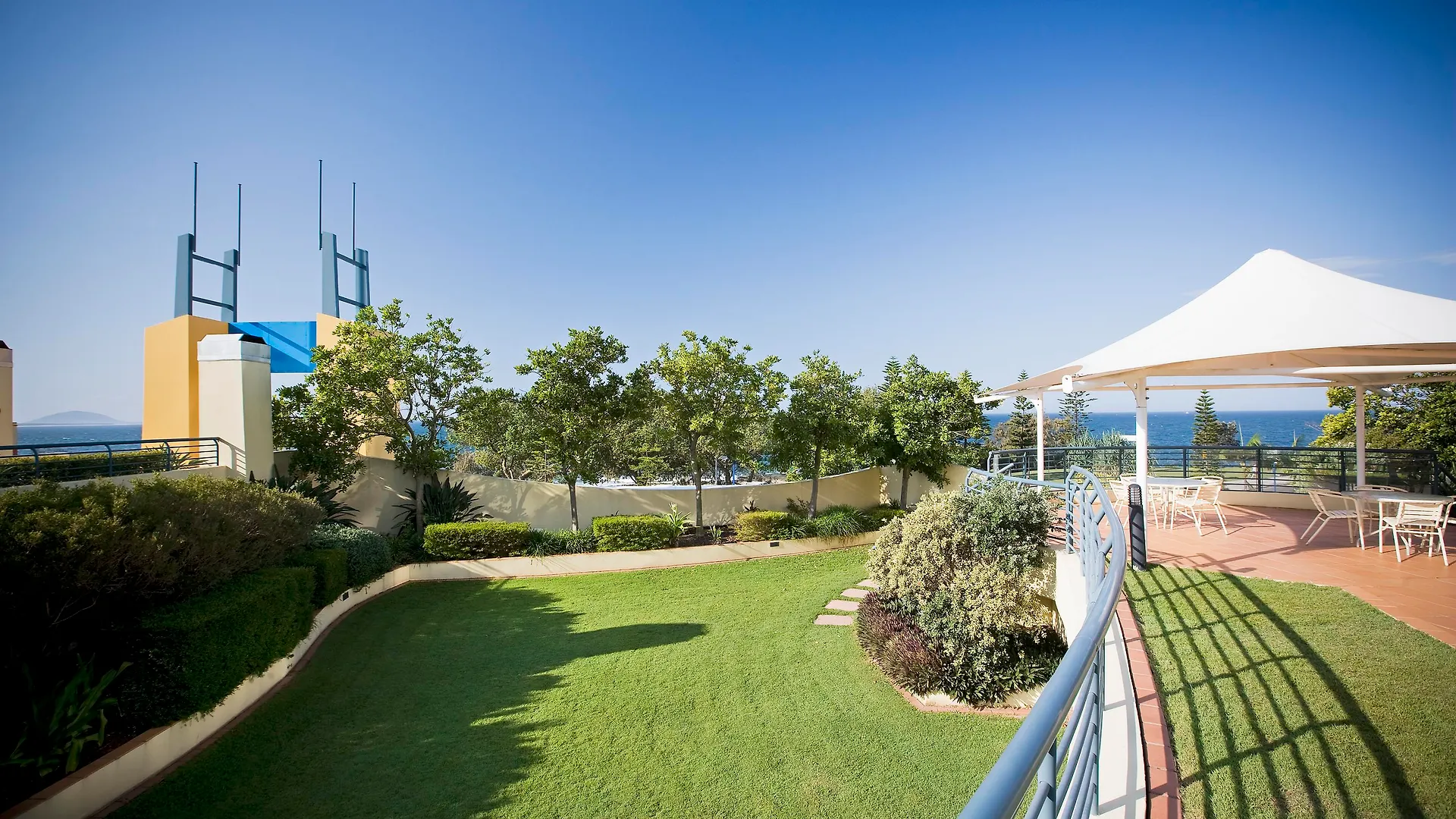 Mantra Mooloolaba Beach Aparthotel